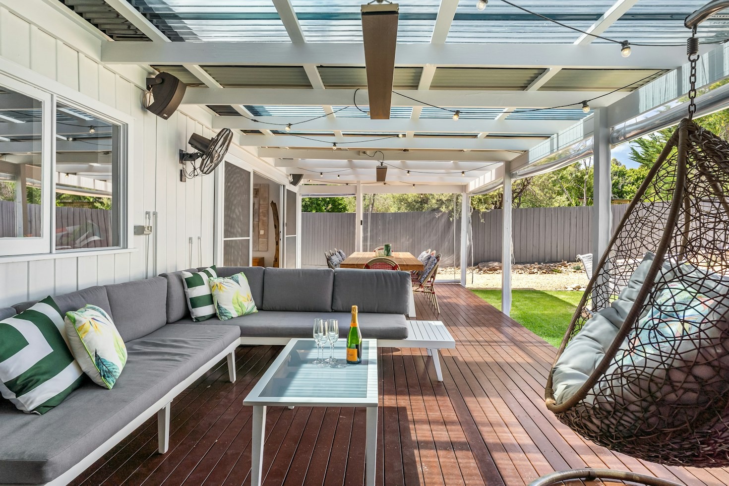 Kuidas valida oma terrassile sobivaim aiamööbel